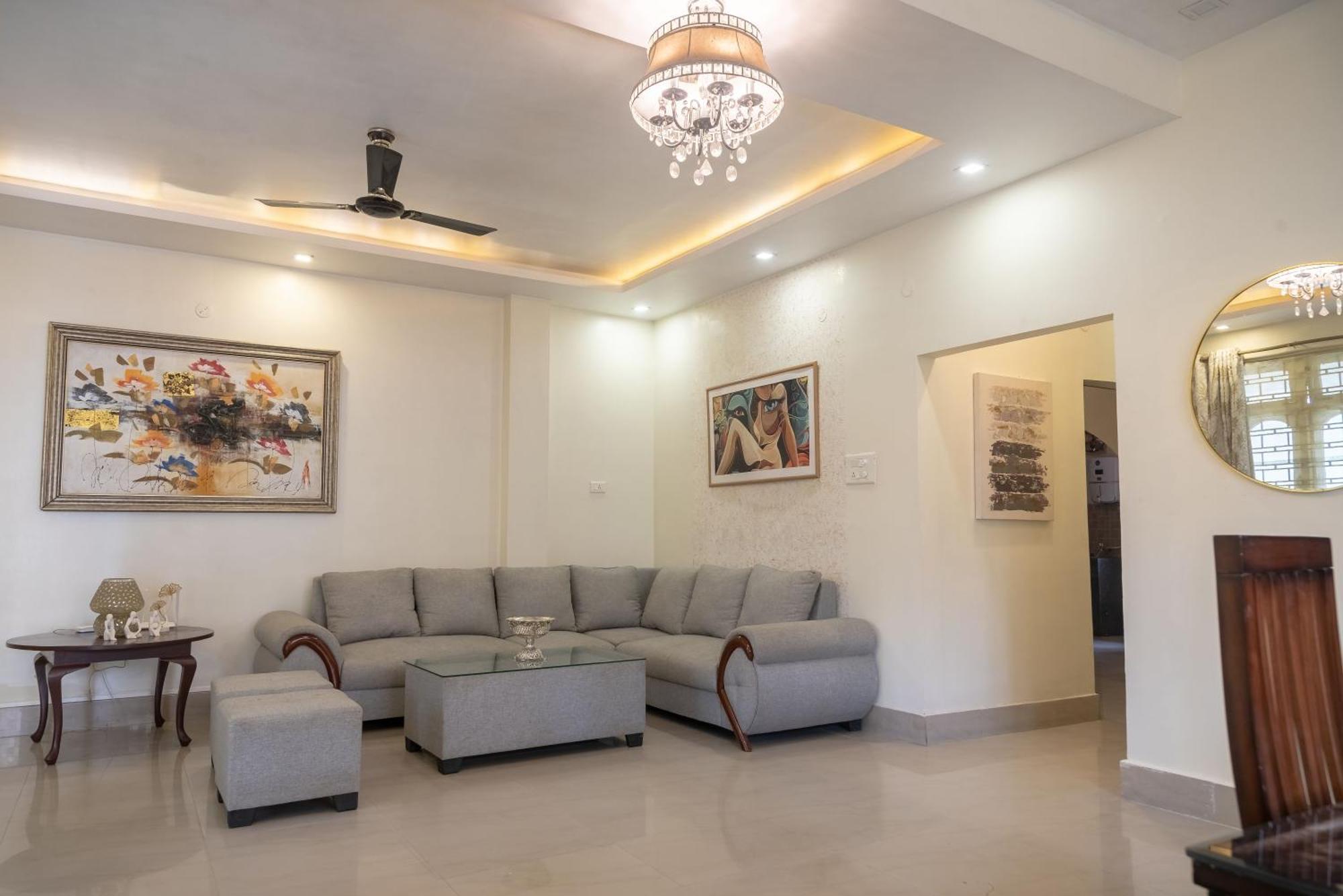 مبيت وإفطار غاواهاتي The Urban Grandeur 1 المظهر الخارجي الصورة